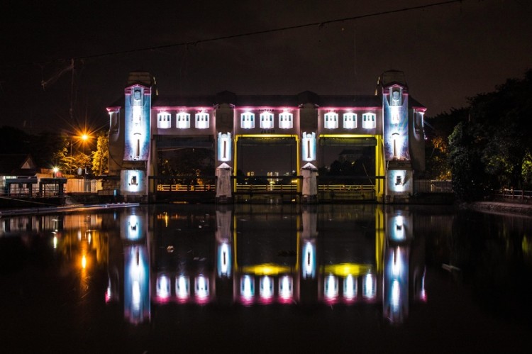 Pintu Air Jagir at night in Surabaya